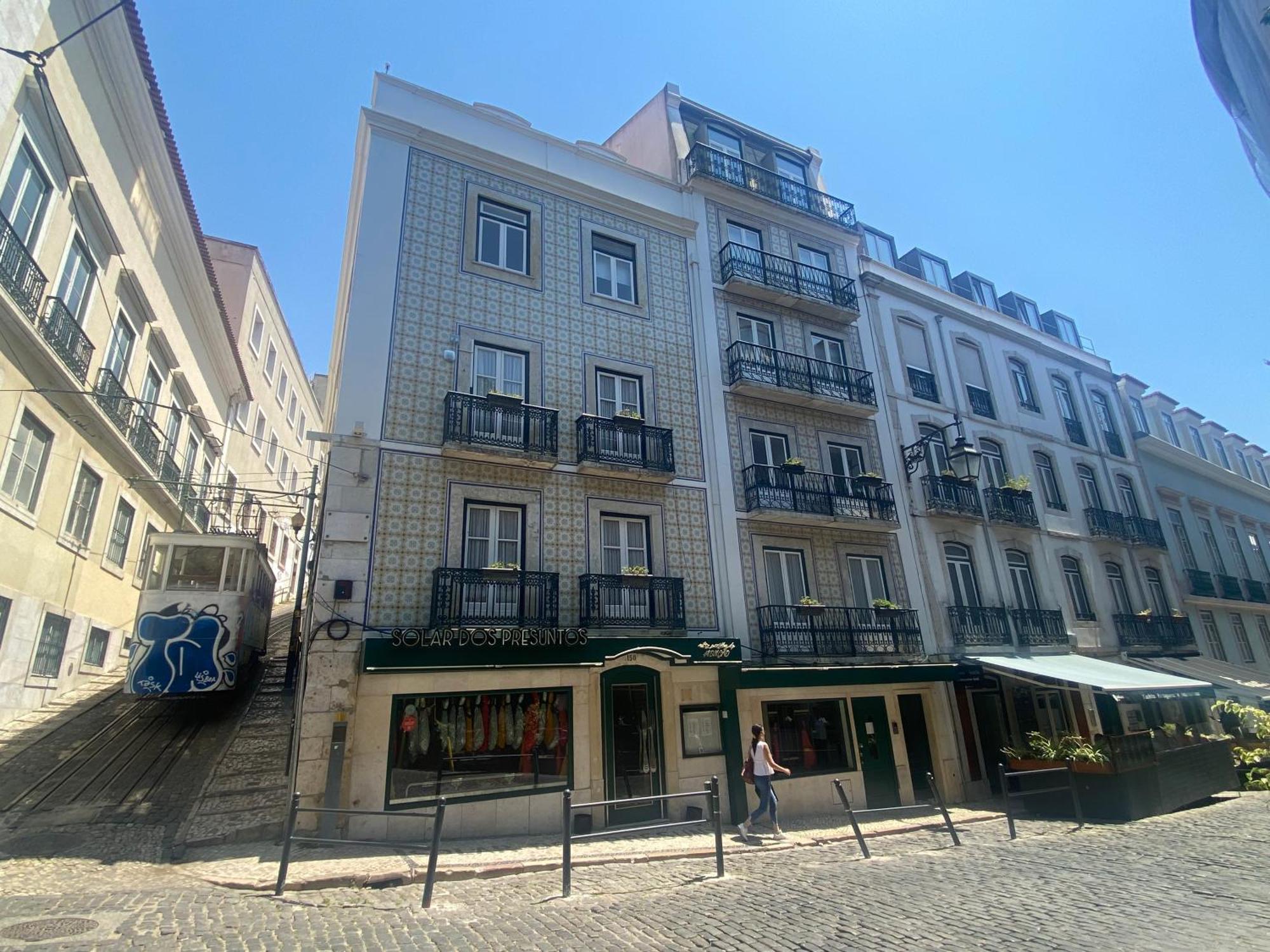 Liberty 140 Deluxe * Lissabon